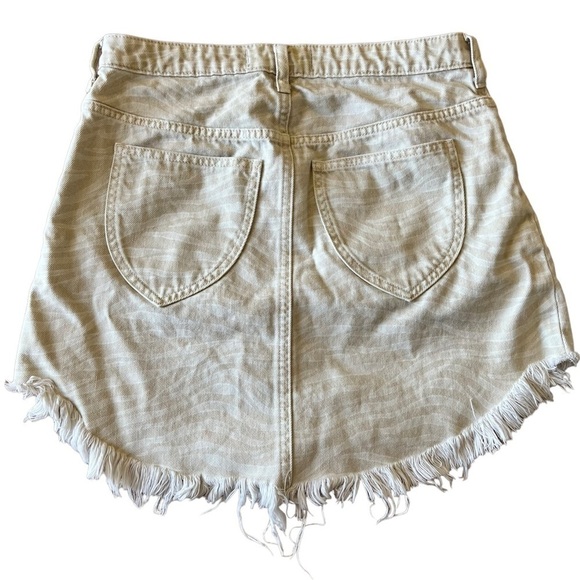 We The Free Skirt Bailey Denim Mini Zebra Print in Cream Size 28 - Picture 5 of 9